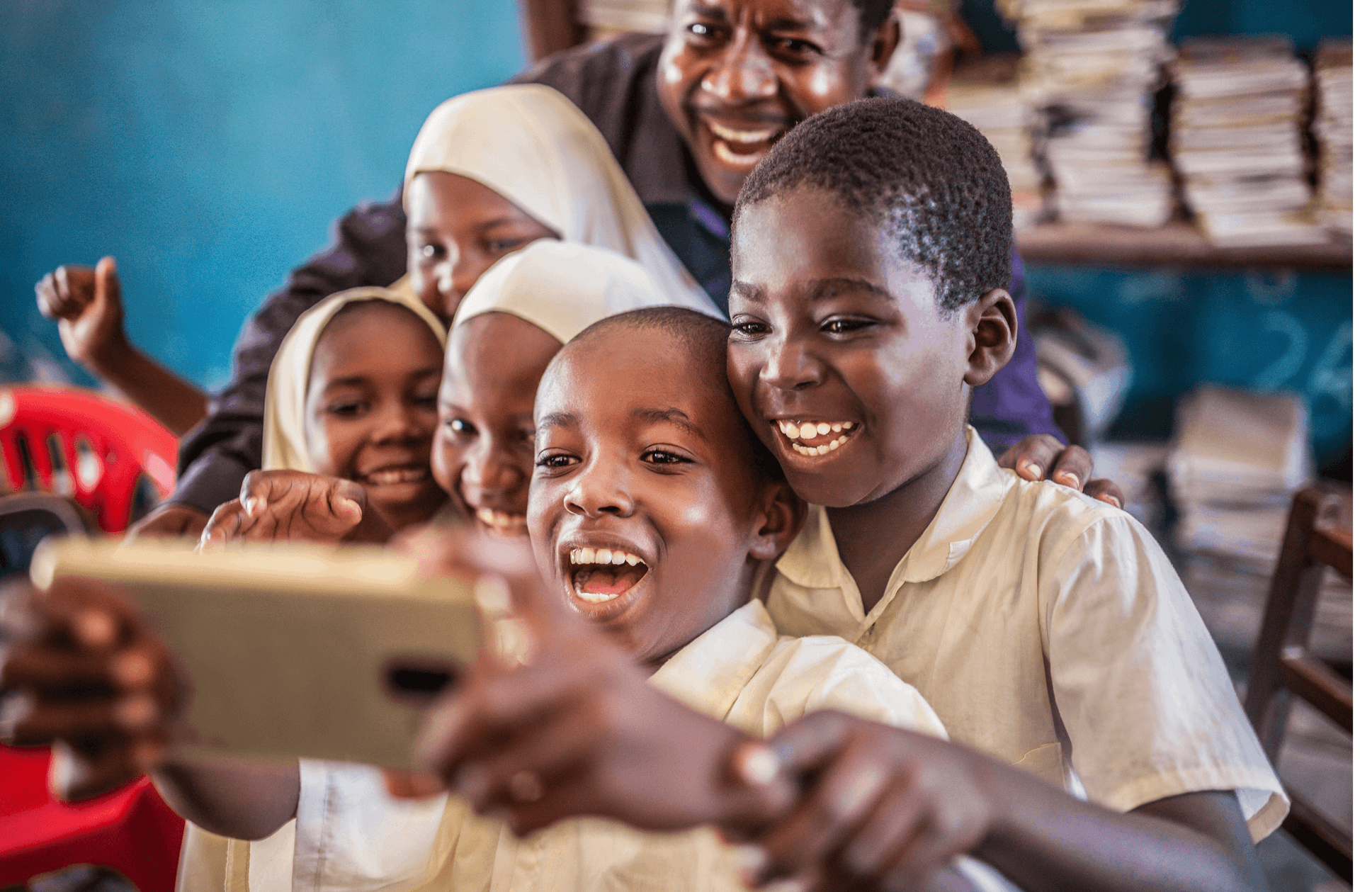 AFRİKALI ÇOCUKLARIN EĞİTİMİ